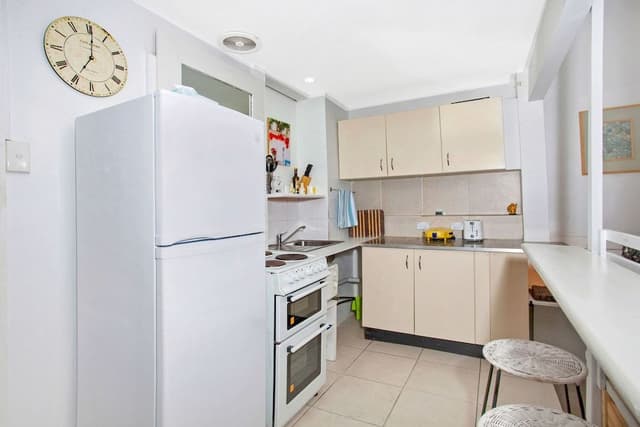 Beach House Apartment 5
