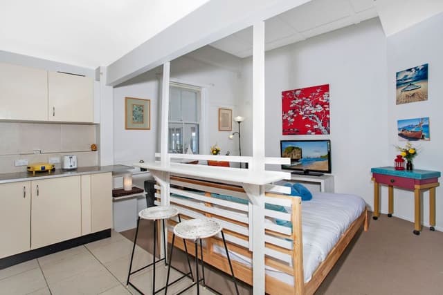 Beach House Apartment 5