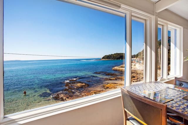 Beach House Apartment 2