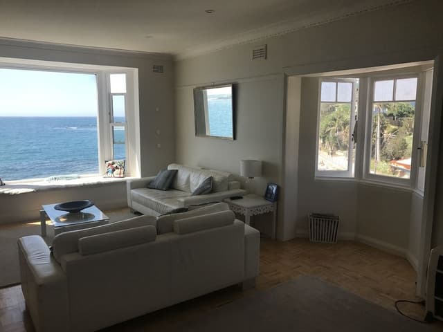 Beach House Apartment 6