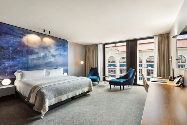 Hunter Street Room