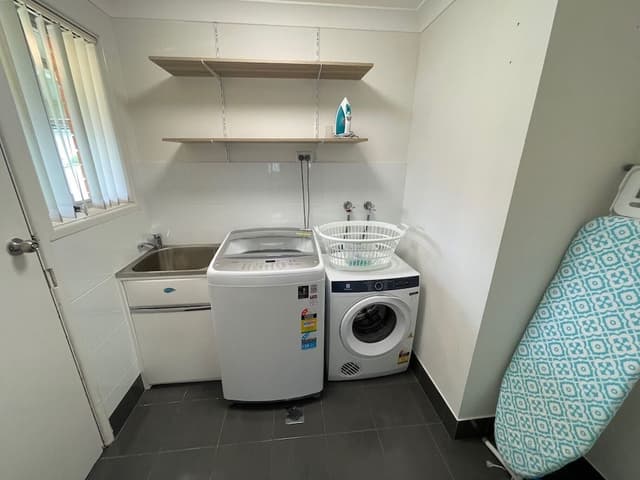 House, 3 Bedrooms, Kitchen