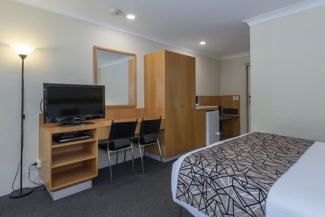 Family Room, Multiple Beds, Refrigerator & Microwave, Ground Floor