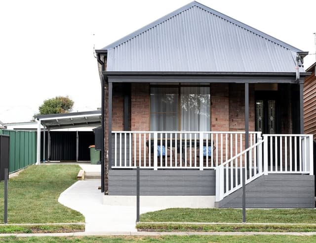 House, 2 Bedrooms, Kitchen