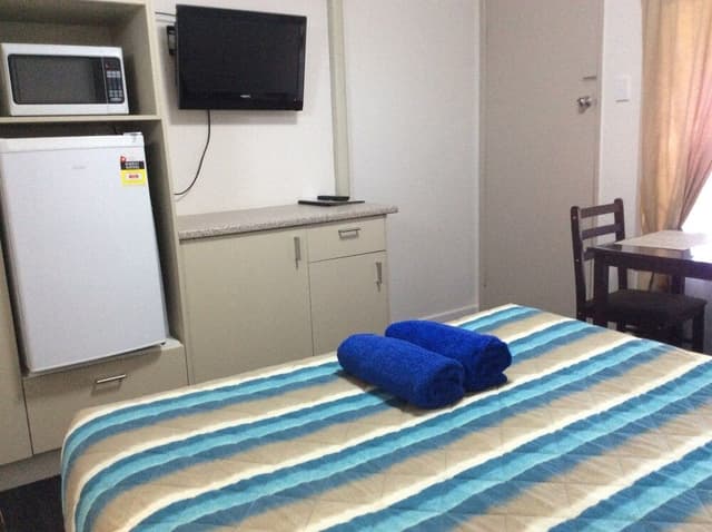 Deluxe Room, Non Smoking (Deluxe Queen)