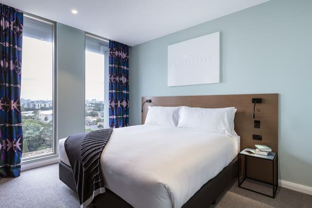 Room (First Class)