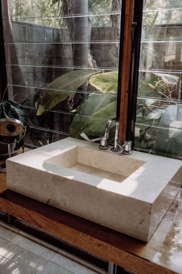 Boathouse I (Double Shower)