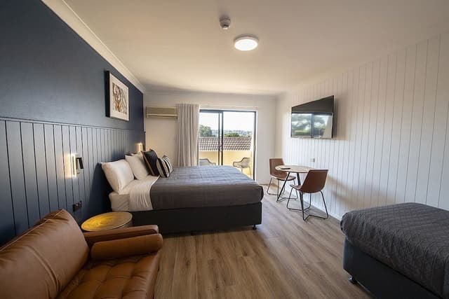 Superior Triple Room