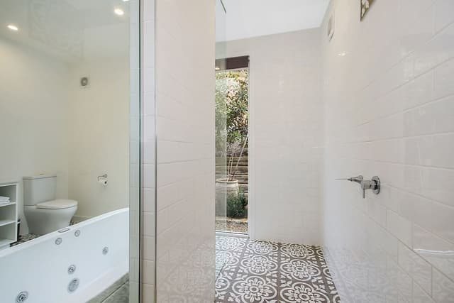 House, 2 Bedrooms