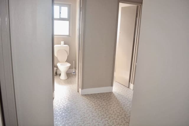Economy Double Room, 1 Double Bed, Non Smoking, Shared Bathroom