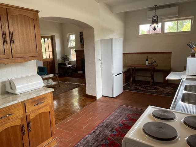 Traditional House, 2 Bedrooms, Accessible, Garden View