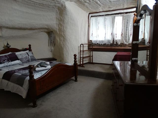 3 Bedroom Underground Home (Di's Place)