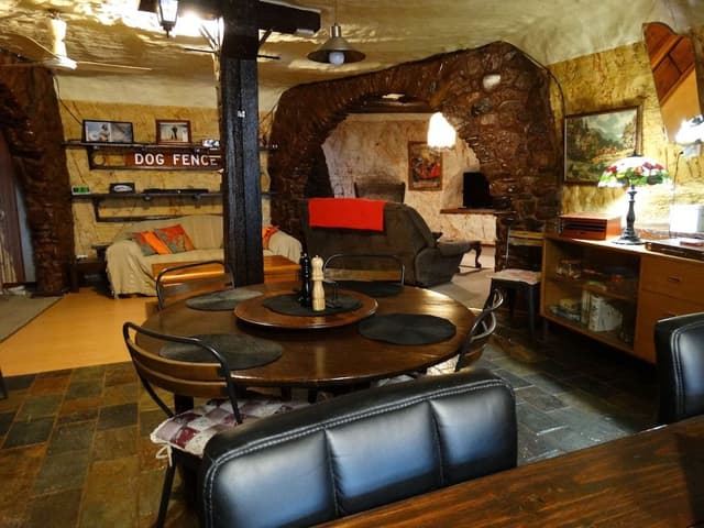 3 Bedroom Underground Home (Di's Place)