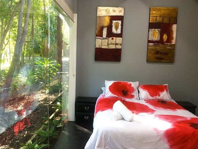 Superior Cottage, 3 Bedrooms, Jetted Tub, Garden View
