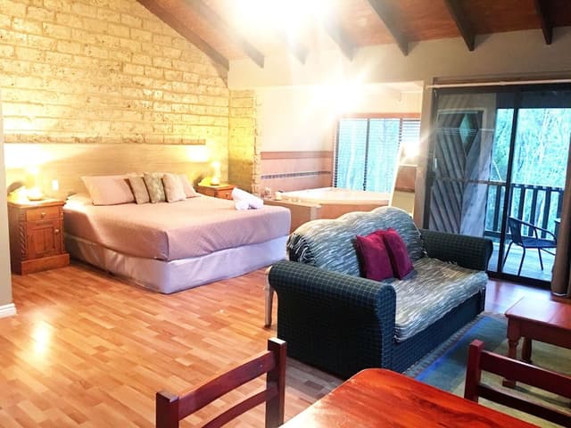 Inela Yunka Deluxe Spa