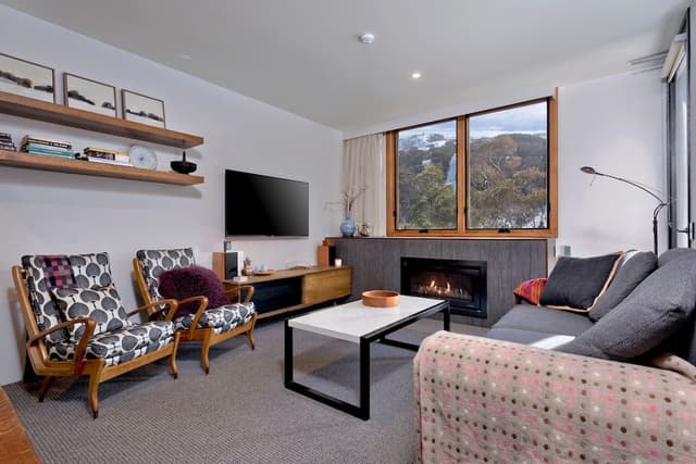 Gloria Nanook - Luxury 1 Bedroom Apartment