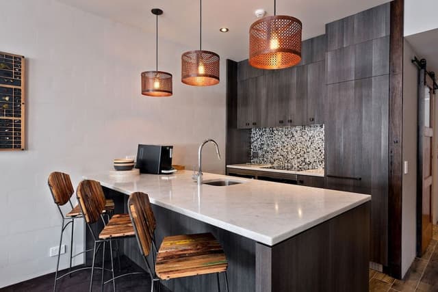 Koko Nanook - One-Bedroom Apartment