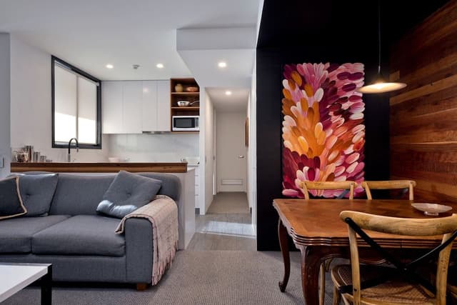 Gloria Nanook - Luxury 1 Bedroom Apartment
