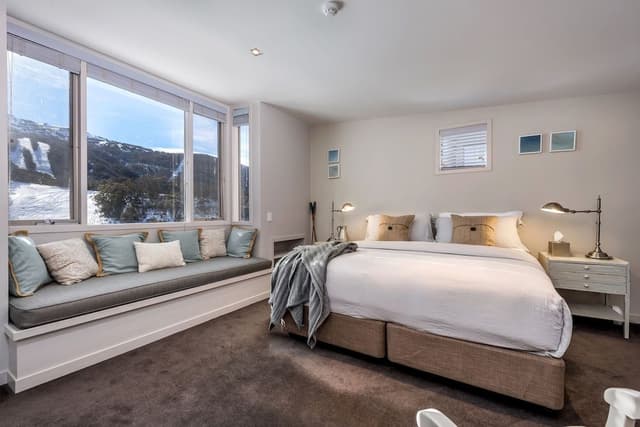 Nanook #32 – Luxury 2 Bedroom Apartment
