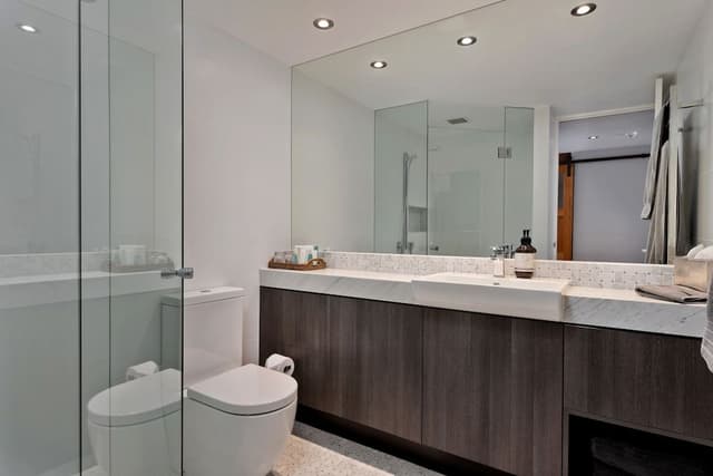 Koko Nanook - One-Bedroom Apartment