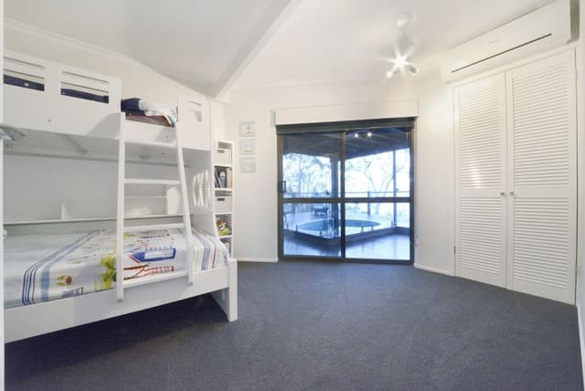 House, 4 Bedrooms