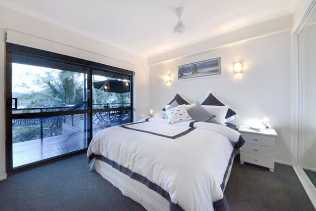 House, 4 Bedrooms