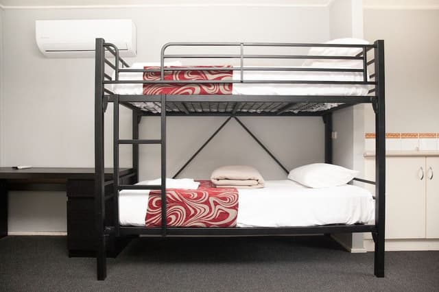 Deluxe One Bedroom Unit