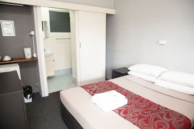 Motel Double