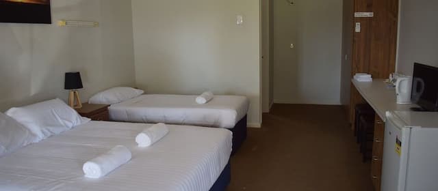 Economy Room