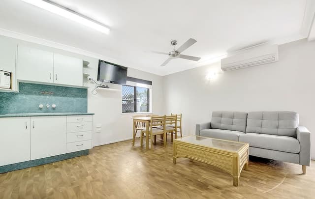 Standard Apartment, 1 Queen Bed with Sofa bed