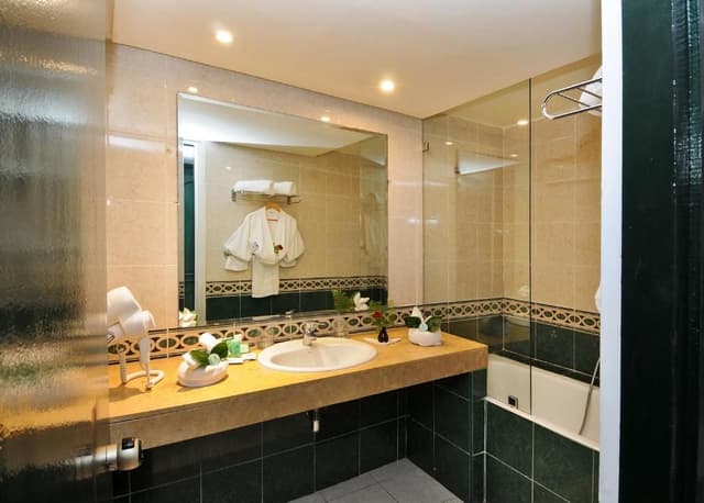 Double Room with Pool View
