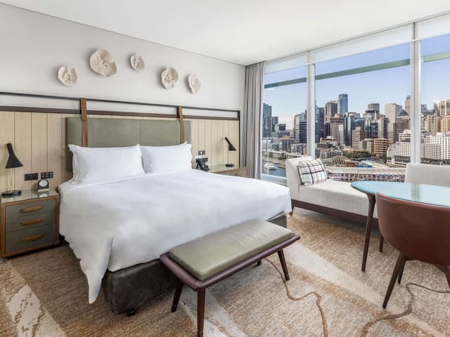 Superior Room, 1 King Bed (Premium Bath, Darling Harbour View)