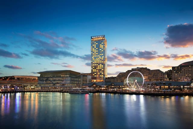 Junior Suite, 1 King Bed, Harbor View (Club Millésime Benefits)