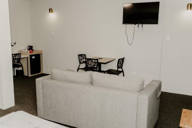 Studio, 2 Queen Beds