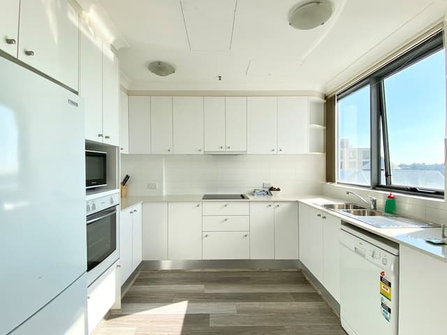 3 Bedroom Spacious Apartment