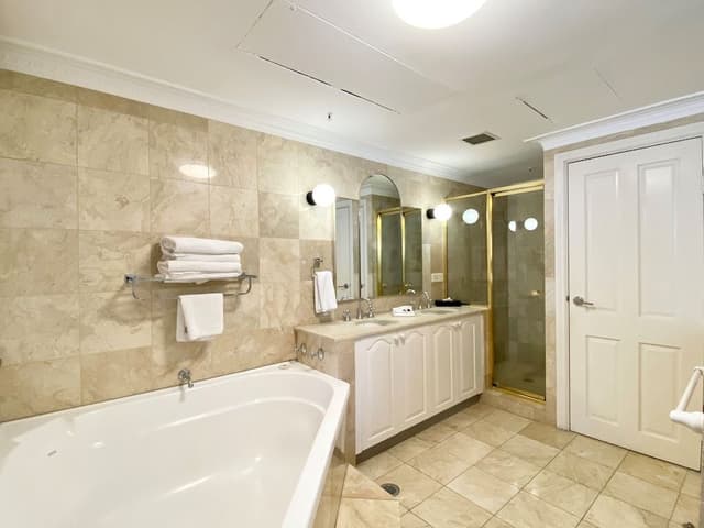 2 Bedroom Spacious Apartment