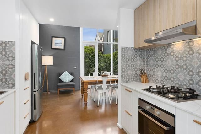 Deluxe Apartment, Fireplace, Garden View