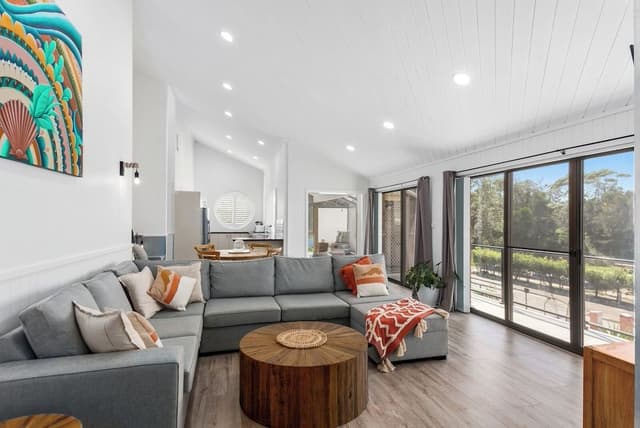 Oceanview Apartment