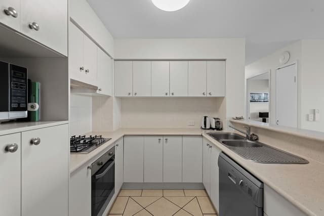 Two Bedroom Apartment - Queen/Twin