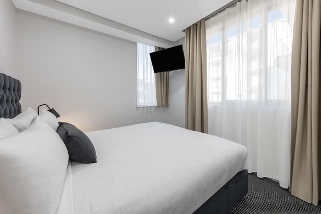 2 Bedroom Suite