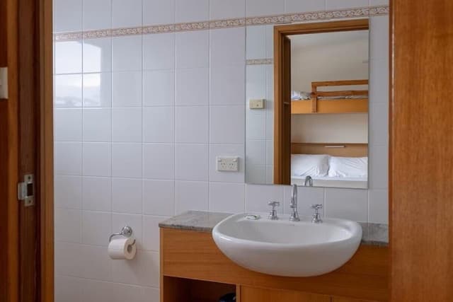 Standard Room, Non Smoking (7 Share Room: 2 Nights) Breakfast, Lunch and Dinner Transfers included