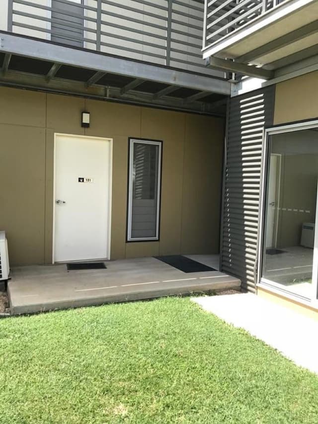 Standard Room, Non Smoking, Kitchenette (Queen Disabled)