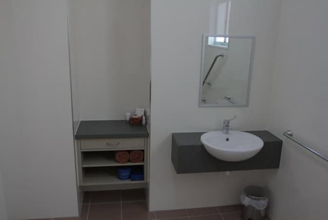 Standard Room, Non Smoking, Kitchenette (Queen Disabled)