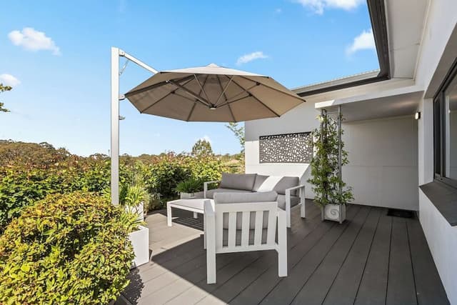 Self-contained House with 2 Bedrooms