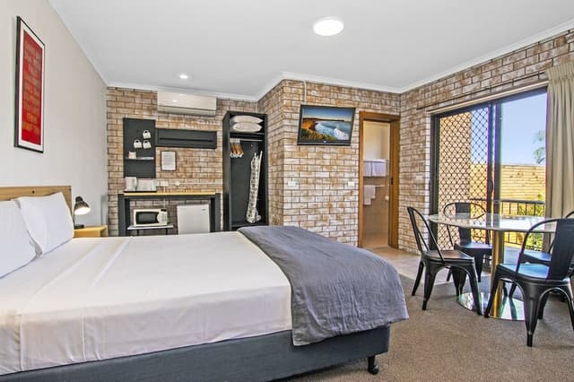 Triple Room with Terrace