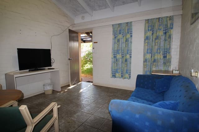 Family Room, 2 Bedrooms