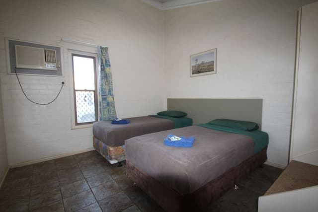 Family Room, 2 Bedrooms