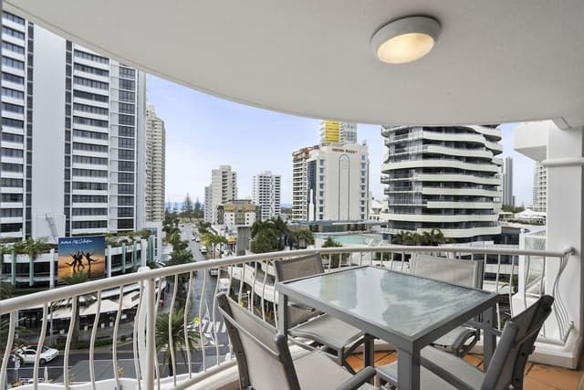 Apartment, 2 Bedrooms, City View