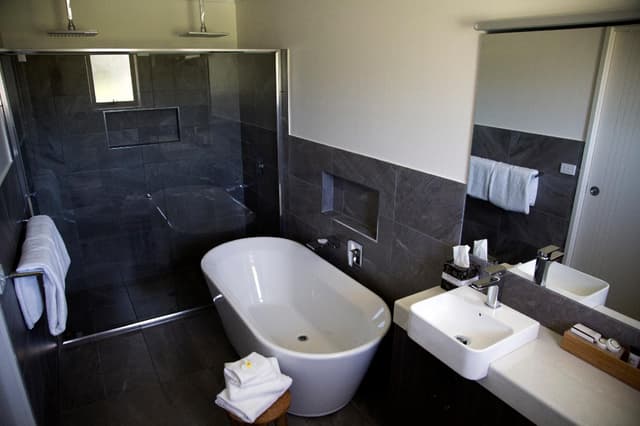 Luxury 2-Bedroom Apartment