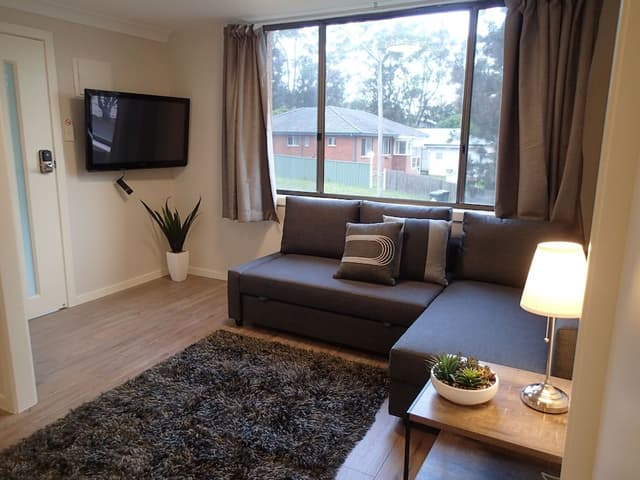 2 Bedroom Apartment (#3) - (2 Double and 1 Single Bed)